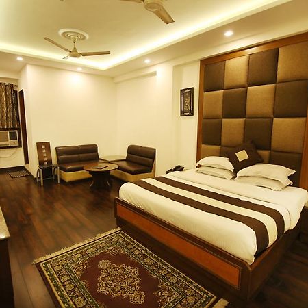 Hotel Parkway Deluxe New Delhi Eksteriør billede