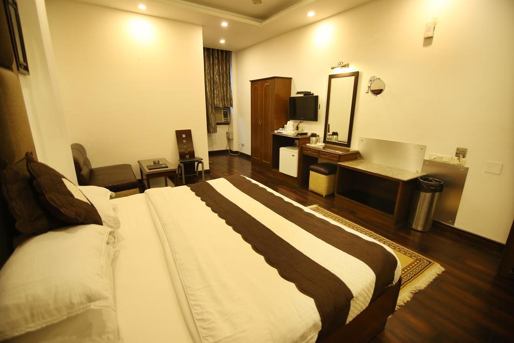 Hotel Parkway Deluxe New Delhi Eksteriør billede