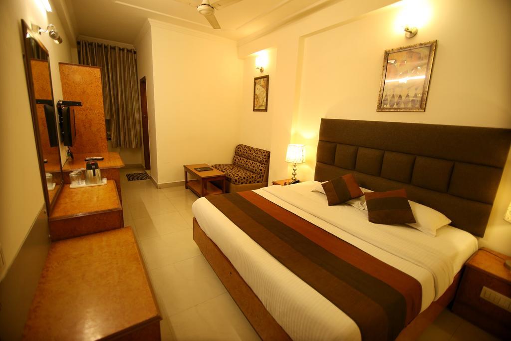 Hotel Parkway Deluxe New Delhi Eksteriør billede