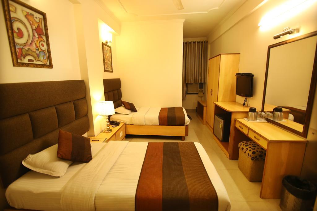 Hotel Parkway Deluxe New Delhi Eksteriør billede