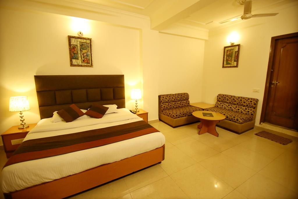 Hotel Parkway Deluxe New Delhi Eksteriør billede
