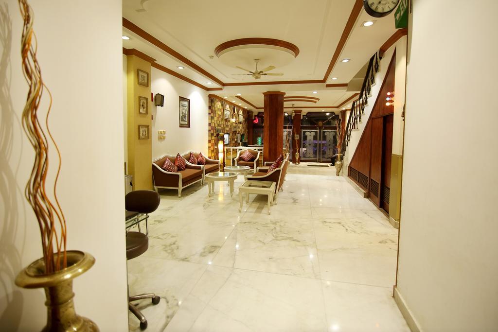 Hotel Parkway Deluxe New Delhi Eksteriør billede